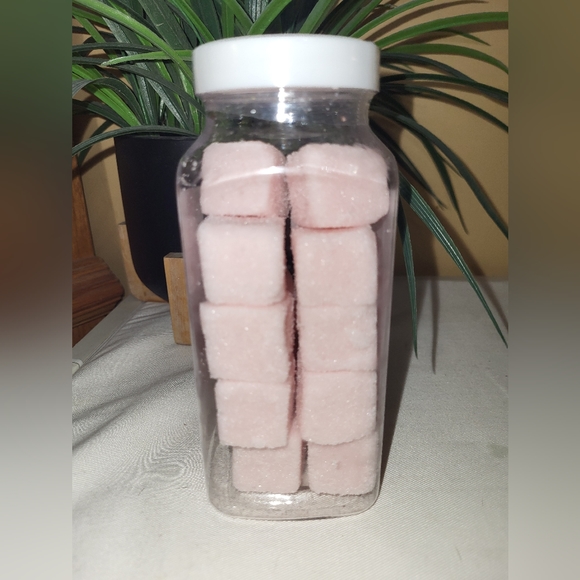 Exfoliating sugar cubes - Picture 2 of 6